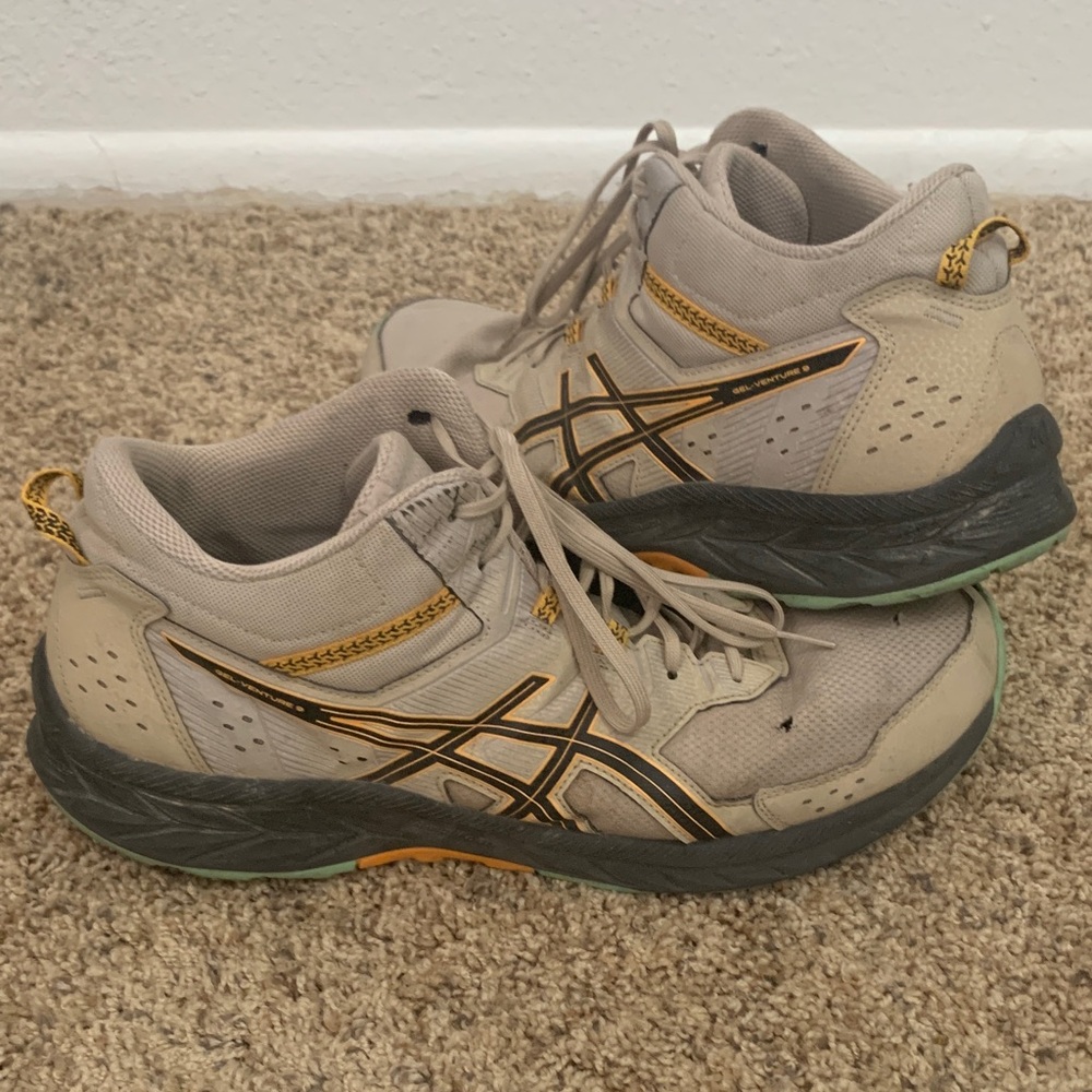 Asics Men's Gel-Venture 9 Mid Top Running Shoes 15